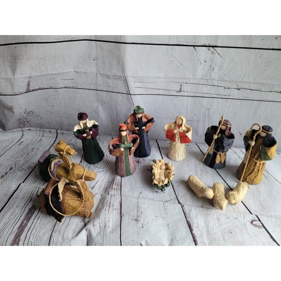 Vintage Folk Art Nativity Set Paper mache? Felt? Made In Philippines READ - Picture 11 of 16